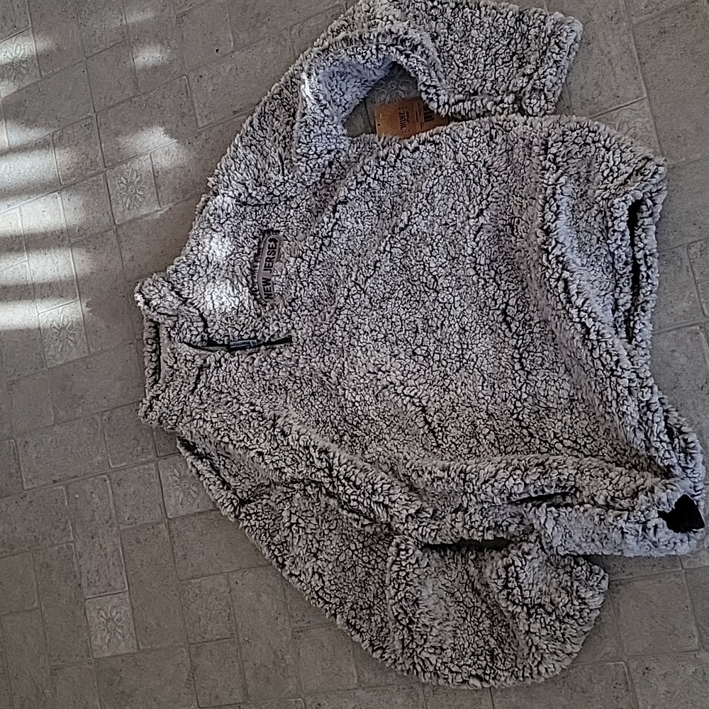 Home free new jersey sherpa pullover